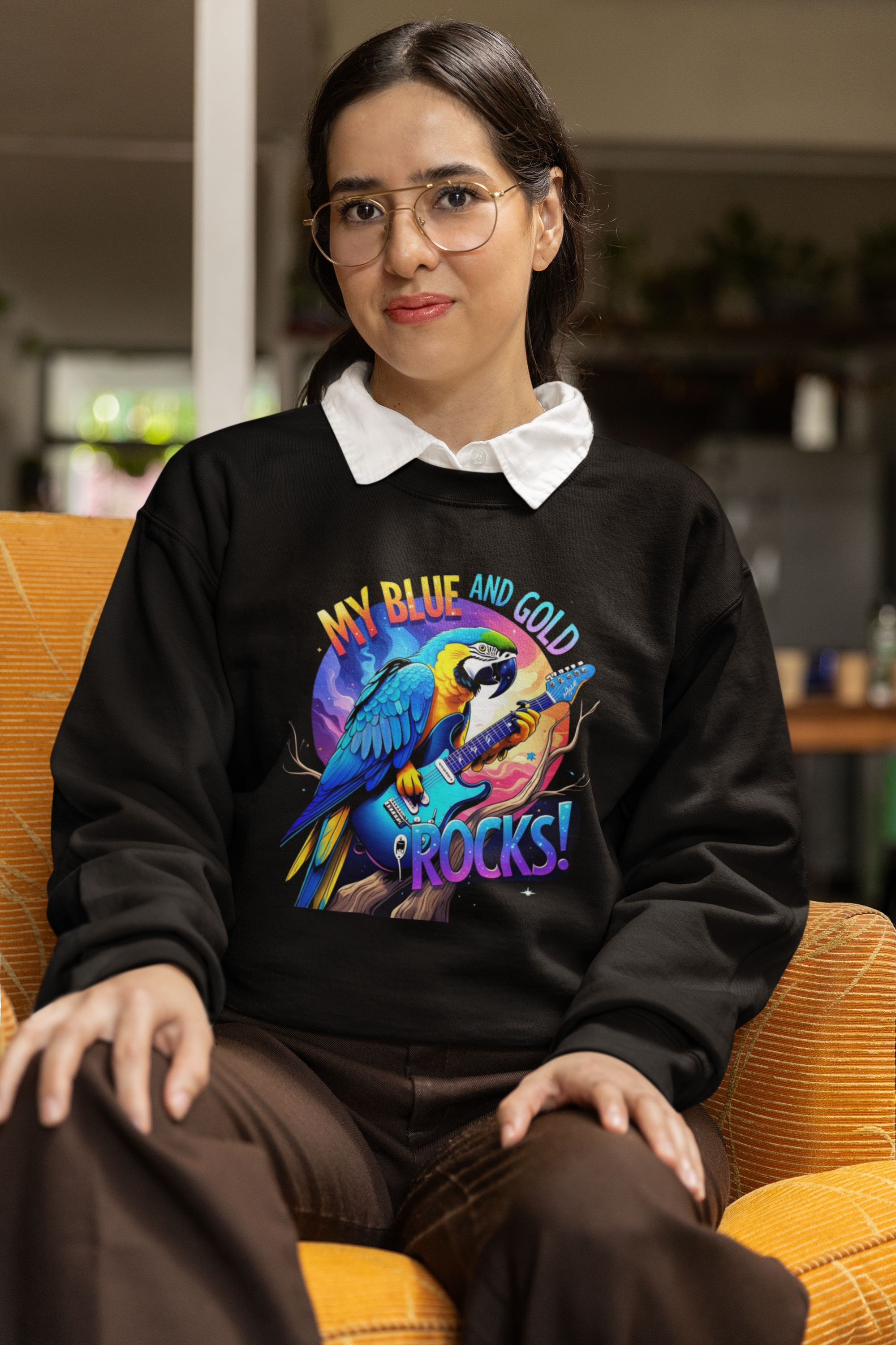 Blue & Gold Macaw Rocks Sweatshirt