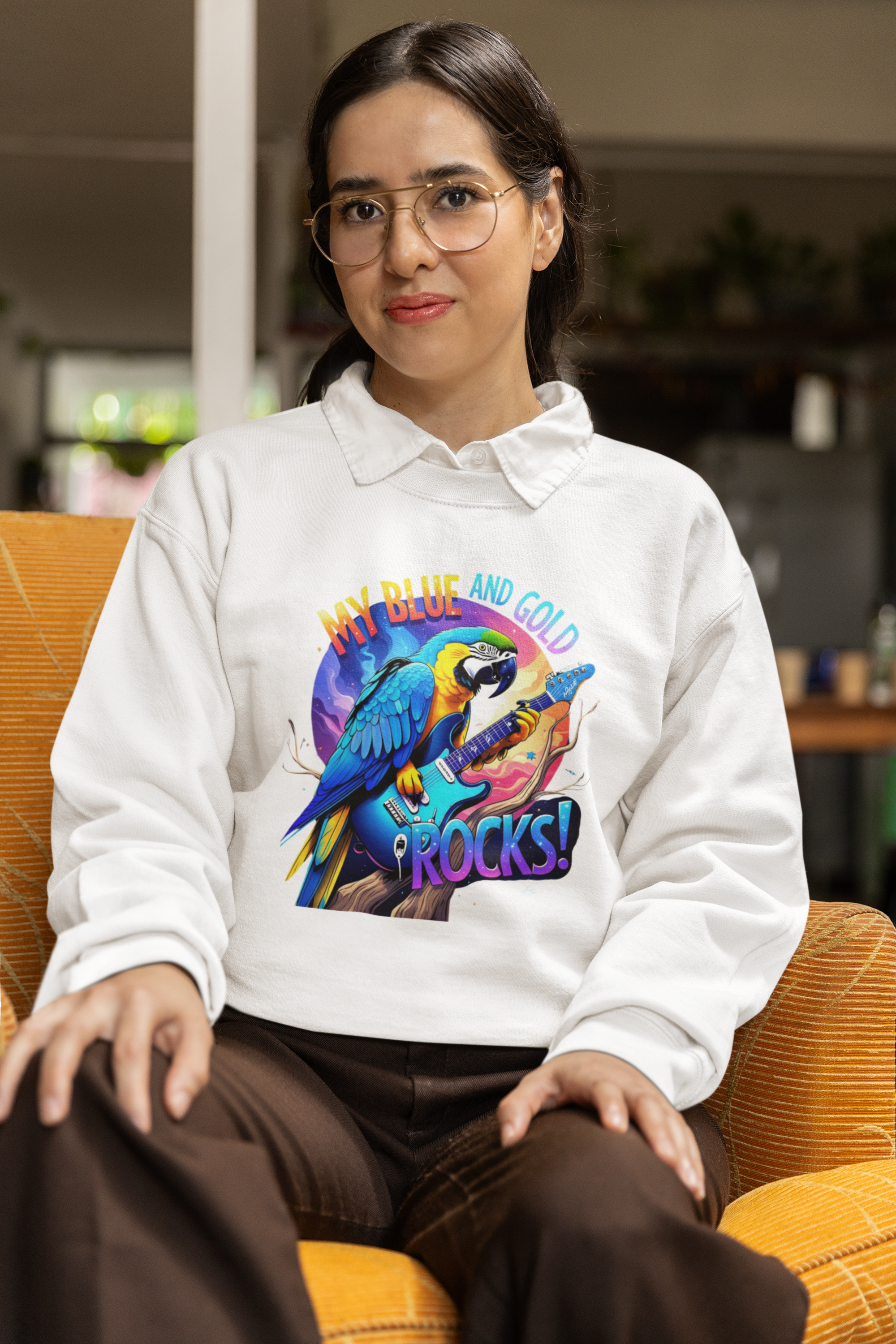 Blue & Gold Macaw Rocks Sweatshirt