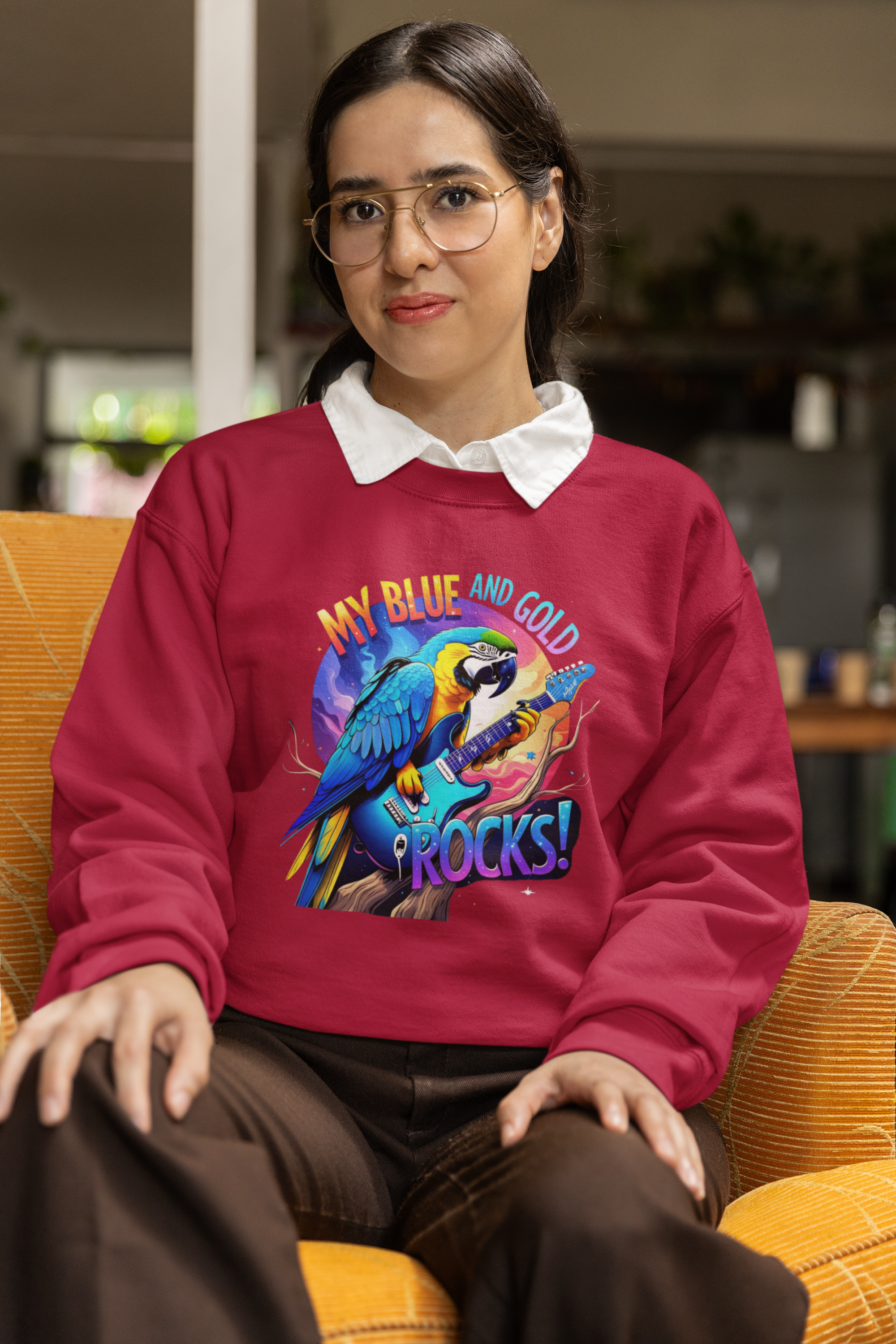 Blue & Gold Macaw Rocks Sweatshirt