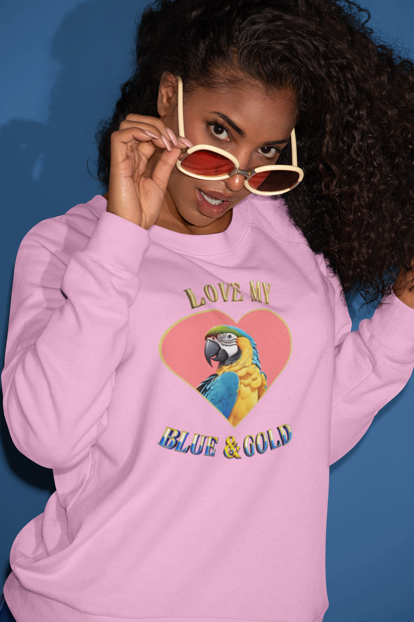 Blue & Gold Macaw Sweatshirts