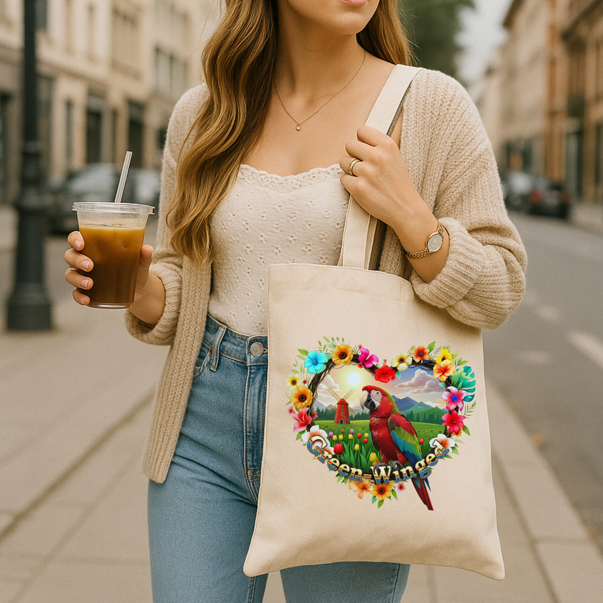 Green-Winged Macaw Heart Design Tote Bag
