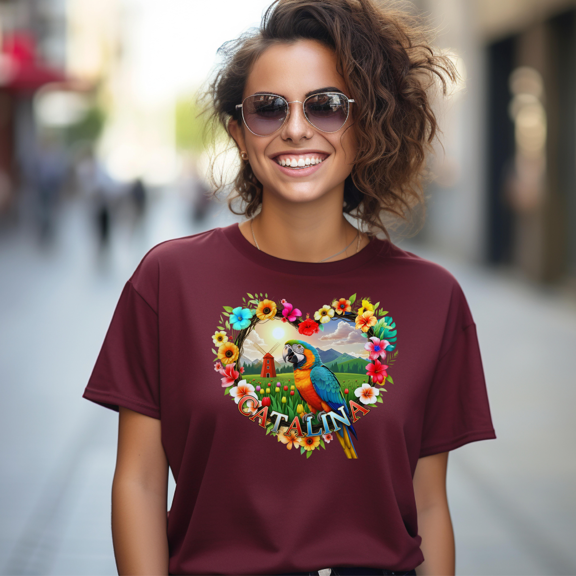 Catalina Macaw Heart Design T-Shirt